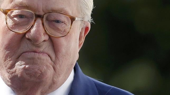 Jean-Marie Le Pen, expulsado del Frente Nacional francés