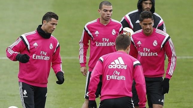 Pepe y Varane, listos para jugar