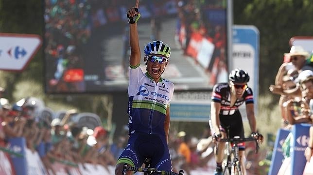 Chaves, etapa y liderato; Nairo enseña los dientes