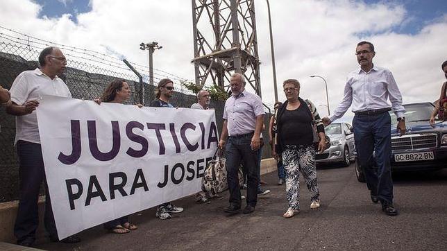 La abuela Josefa entra en prisión mientras se espera que este viernes reciba el indulto