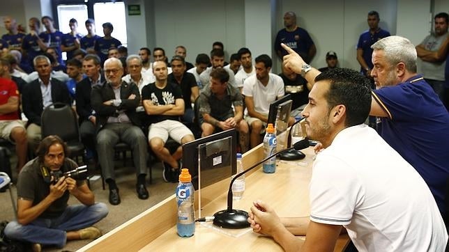 Los jugadores del Barça abuchean una pregunta sobre Mourinho