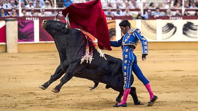 Alejandro Talavante marcó la diferencia en Antequera