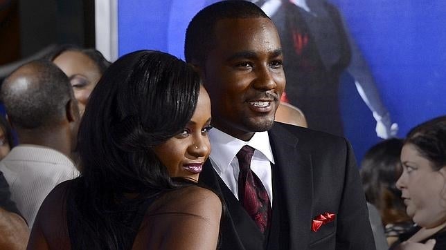 Nick Gordon cobra 40.000 dólares por unas fotografías donde llora en la tumba de Bobbi Kristina