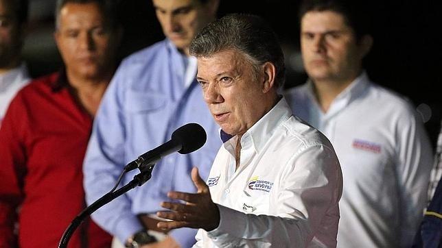 Santos: «No todos los colombianos son paramilitares. Acá hay trabajadores»