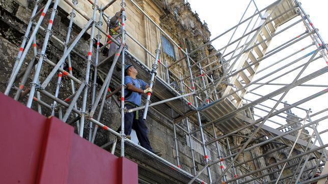 El Gobierno aprueba los fondos comprometidos para restaurar la Catedral de Santiago