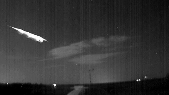 Una «espectacular» bola de fuego sobrevuela Granada y Almería a 74.000 km/h