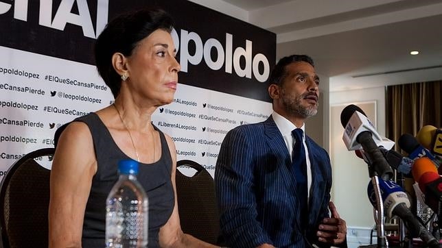 La madre de Leopoldo López a ABC: «El viernes es el día clave»