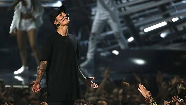 Bieber en los premios MTV VMA 2015