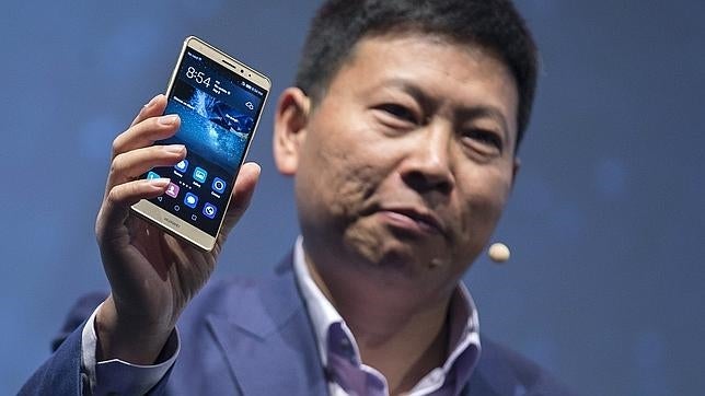 Huawei espera vender este año dos millones de smartphones en España