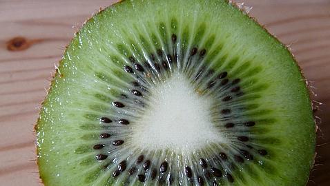 Alimentos que podrían perjudicar tu salud bucal y no lo sabías