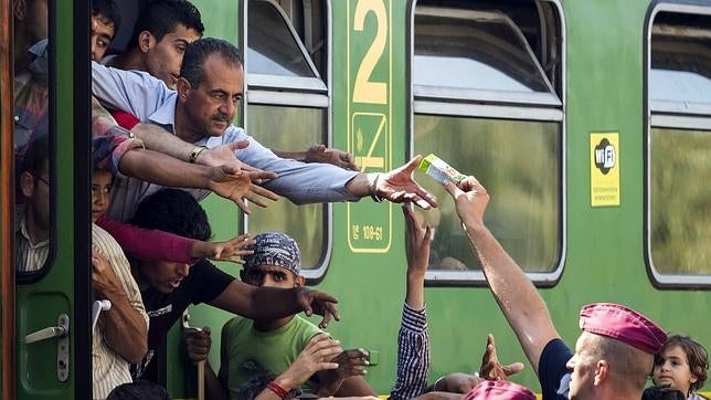 Muere un refugiado paquistaní tras escapar de la estación de tren de Bicske