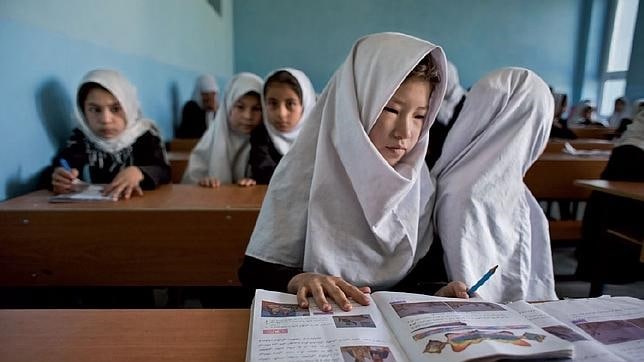 Niñas afganas en el colegio