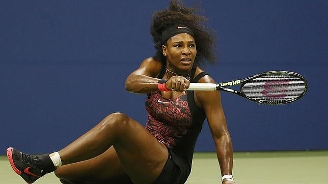 Serena gana a Venus sin forzar