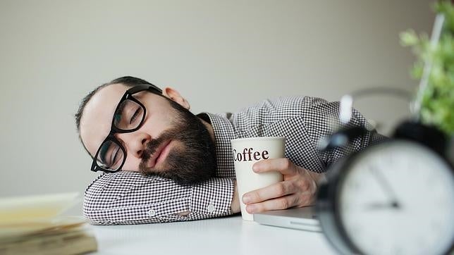 Obligar a que la gente entre a trabajar antes de las 9 a.m. es «torturar»