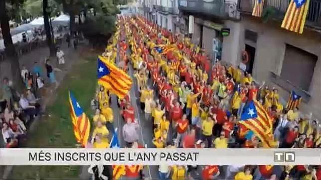 Información de la televisión catalana sobre las cadenas independentistas