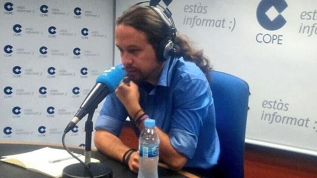 Iglesias apuesta por un referéndum para que «los catalanes decidan su relación con España»