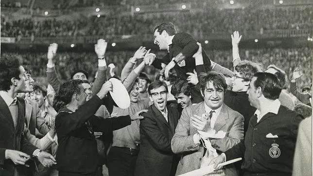 Muere Ortiz de Mendíbil, el árbitro que salió a hombros del Santiago Bernabéu