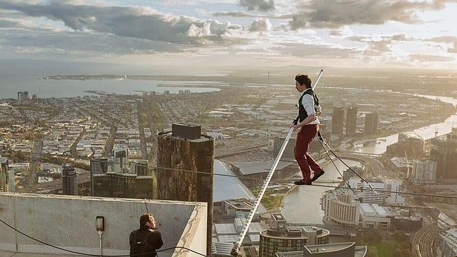 Un equilibrista conquista un rascacielos en Melbourne