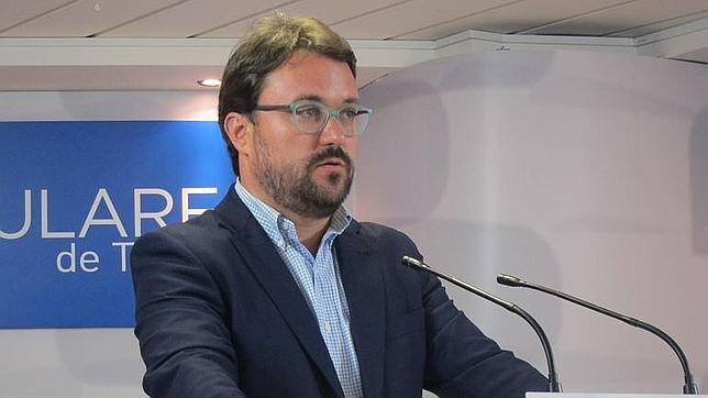 Asier Antona: «El PP no va a mirar para otro lado si CC y PSOE rompen el pacto en Canarias»