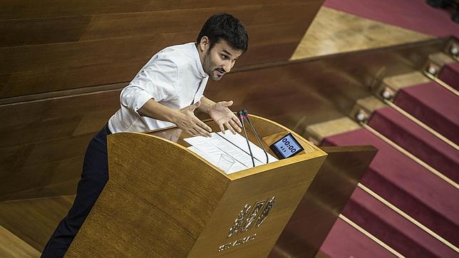 Marzà: «Cuando la gente oye hablar de banderas, se echa la mano a la cartera»