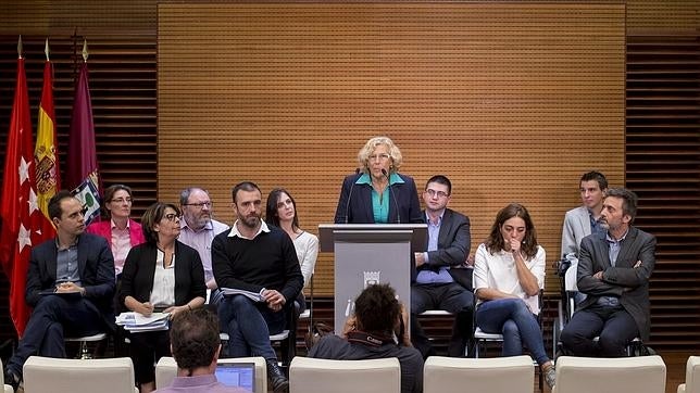 Carmena, «un despropósito cada dos días», según el PP