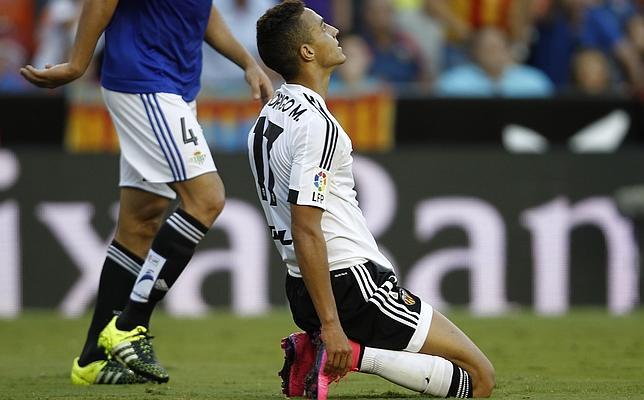 El Valencia no funciona y empata ante el Betis