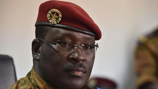 Los Golpistas Liberan Al Primer Ministro De Burkina Faso, Isaac Zida