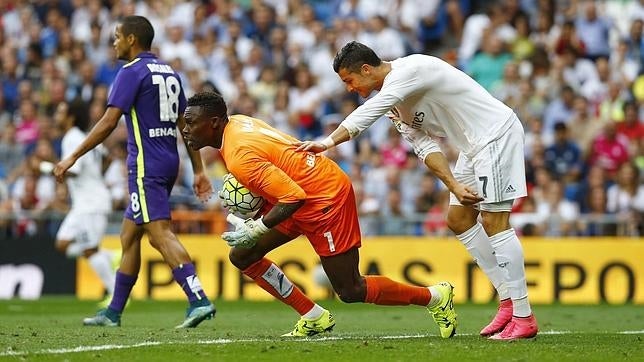 El Real Madrid se topa con Kameni