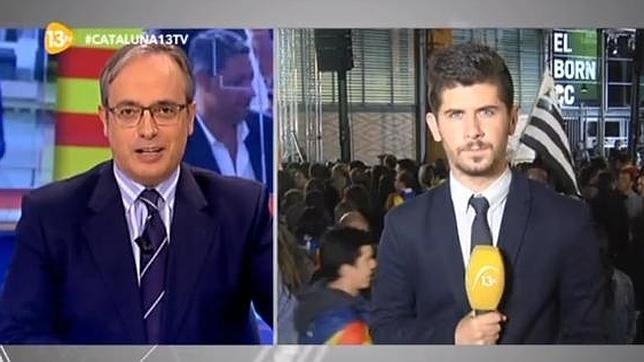 Agreden a un periodista de 13tv en la sede de Junts pel Sí