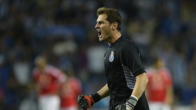 Un Casillas de récord en su reencuentro con Mourinho