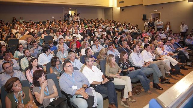 Examen de cercanía a la sociedad en el PP