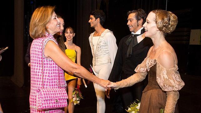 Lleno absoluto en el Teatro Principal para bailar contra el cáncer