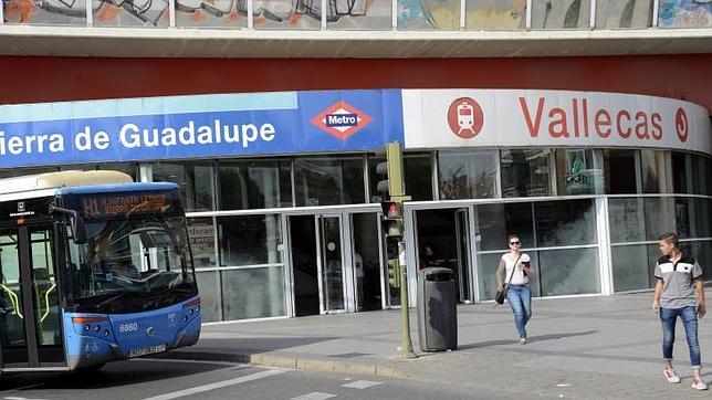 La promesa incumplida del edil de Vallecas: un bus gratis al hospital