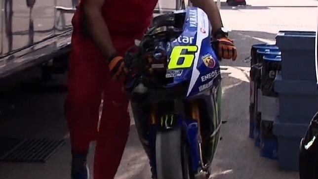Así quedó la moto de Rossi tras la caída del lunes