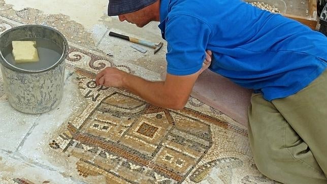 Hallan en Israel un raro mosaico de hace 1.500 años con imágenes del antiguo Egipto