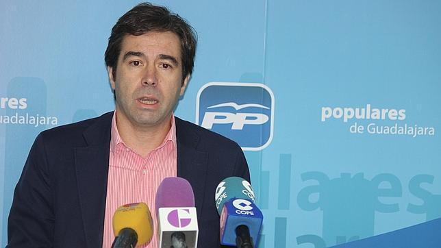 Robisco: «Más de 200 municipios de Guadalajara no estarán en el plan de empleo»