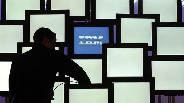 IBM plantea 137 despidos en España y recortes de sueldo al resto de la plantilla