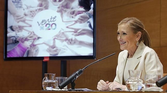 Los autónomos celebran el mantenimiento de la tarifa de 50 euros anunciada por Cifuentes