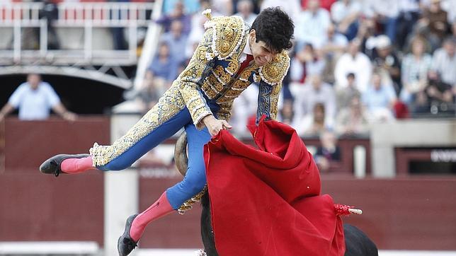 López Simón, heroico, conquista Madrid