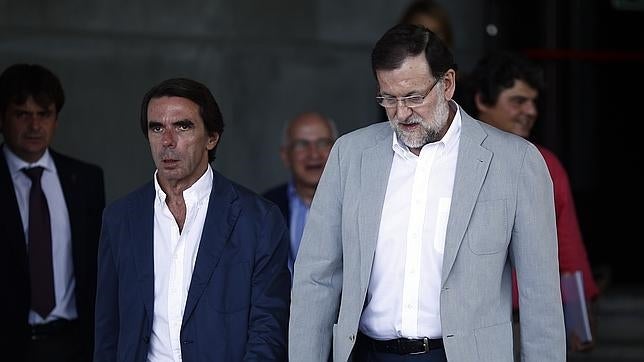 Aznar vuelve a la carga