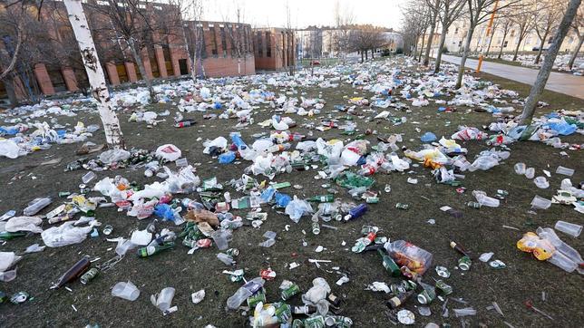 Unas novatadas en León acaban con cinco universitarios en el hospital