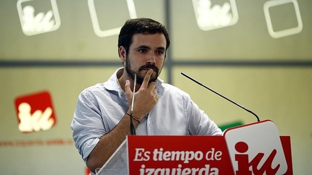 Podemos aprieta a Garzón para que entre en sus listas sin Izquierda Unida