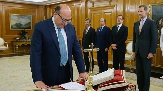 El presidente del Tribunal de Cuentas, Ramón Álvarez de Miranda, al prometer su cargo el pasado mes de julio para un segundo mandato