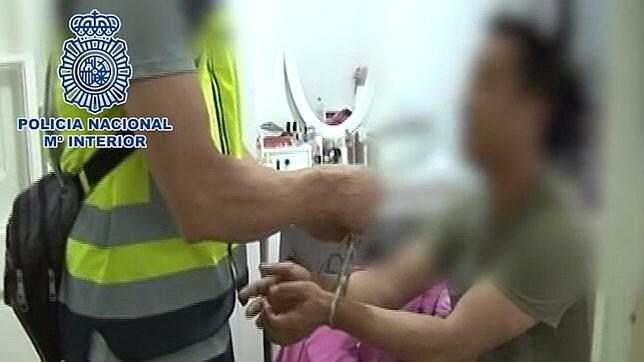 La Policía detiene a 89 personas de una red de tráfico ilegal de inmigrantes chinos
