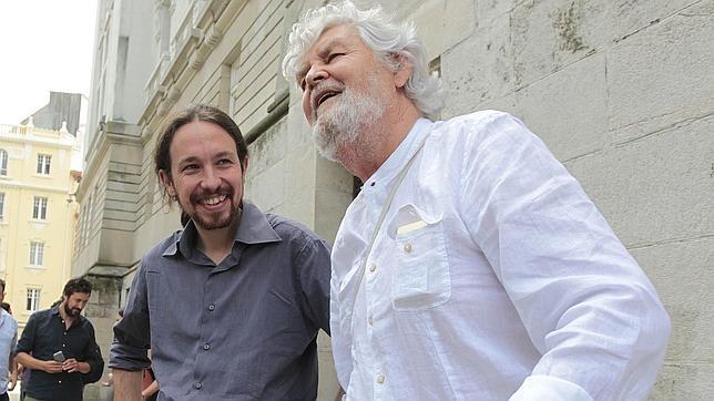 Xosé Manuel Beiras junto al secretario general de Podemos, Pablo Iglesias
