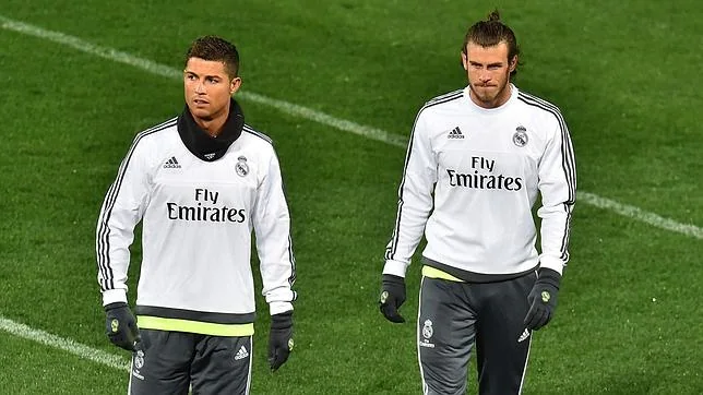 Cristiano Ronaldo y Gareth Bale, durante un calentamiento