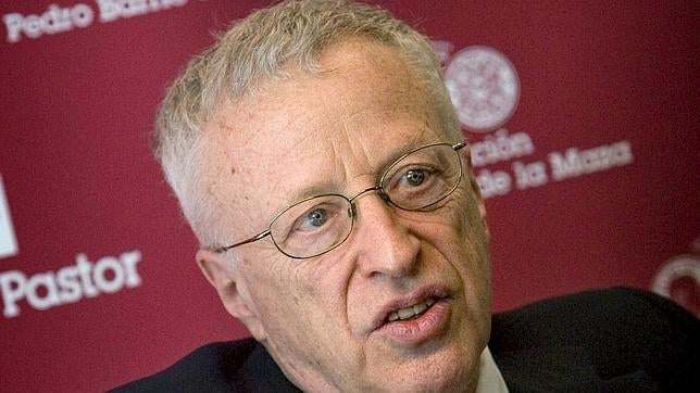 George Akerlof: «La crisis debe reforzar el papel y los recursos de los reguladores»