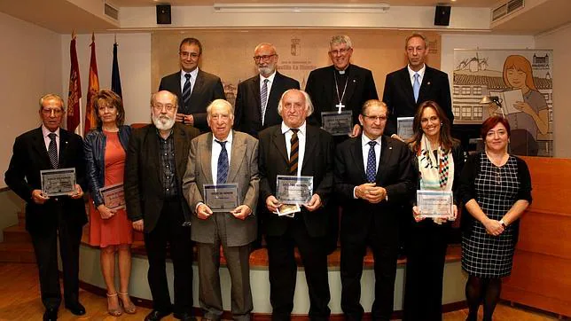 La Biblioteca de Castilla-La Mancha entregó los ocho nuevos carnés de «Socios de Honor»