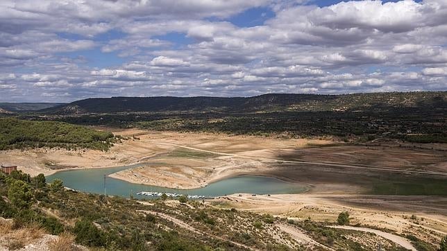 El Estado subvencionará con 8 millones de euros el agua desalada