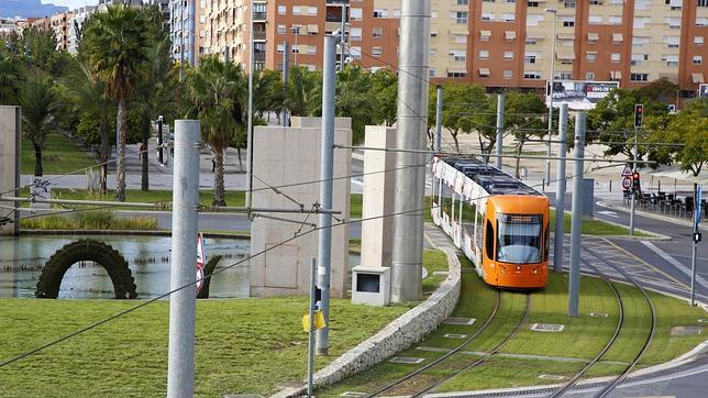 El TRAM Metropolitano de Alicante desplazó a 845.982 viajeros en septiembre